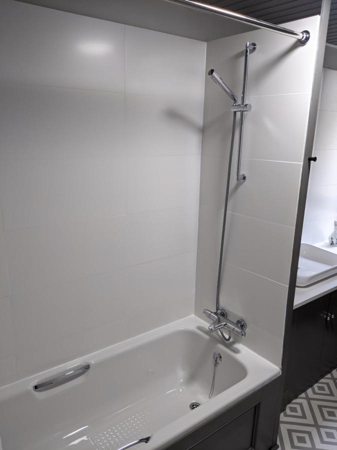 Central Hawick Spacious Stylish Flat With Log Burner Luaran gambar
