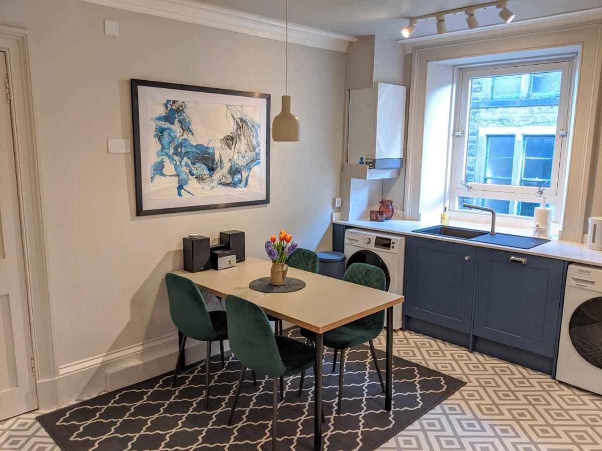Central Hawick Spacious Stylish Flat With Log Burner Luaran gambar